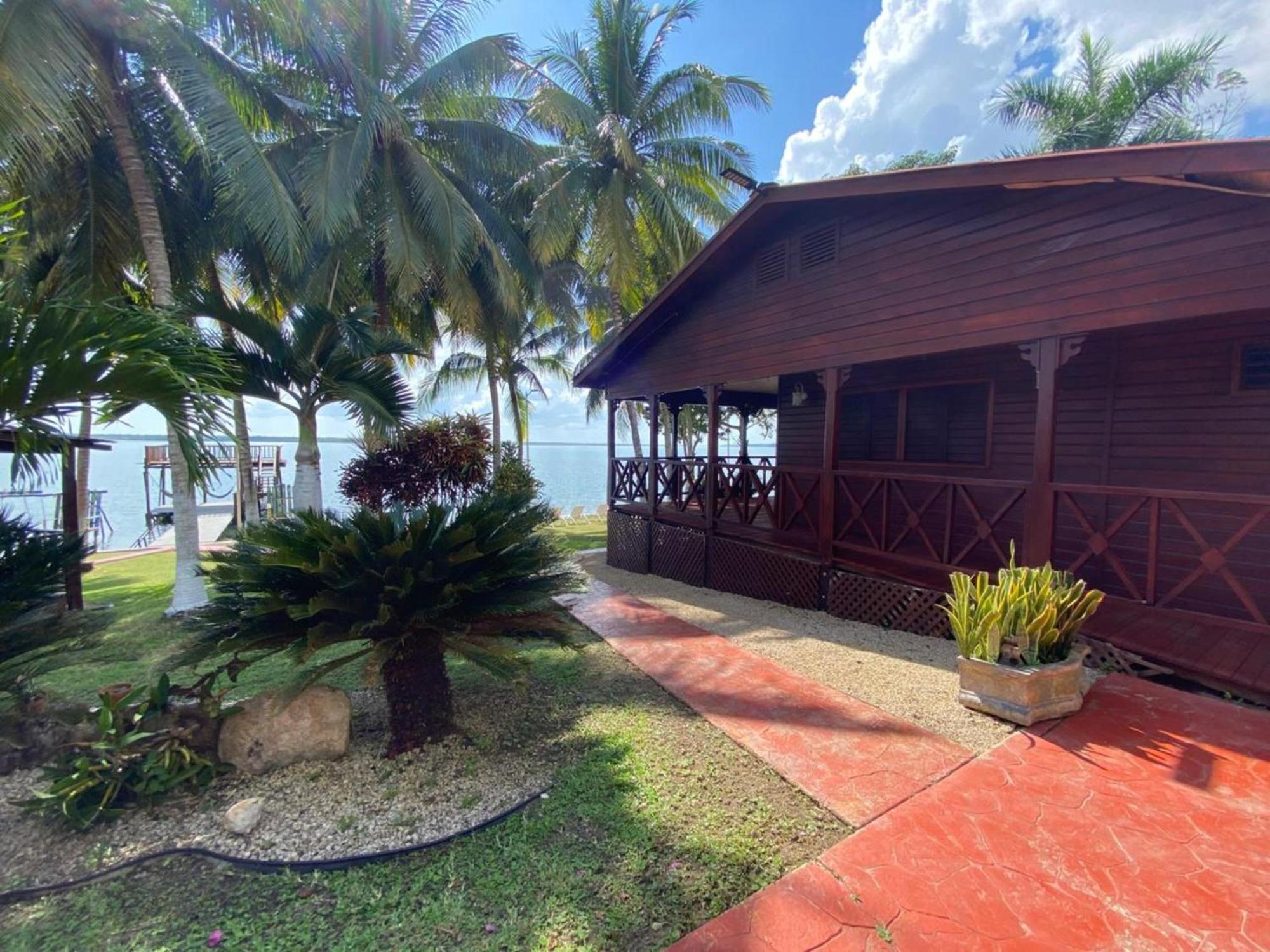 Coras Place Bacalar Lagoon front Exterior foto
