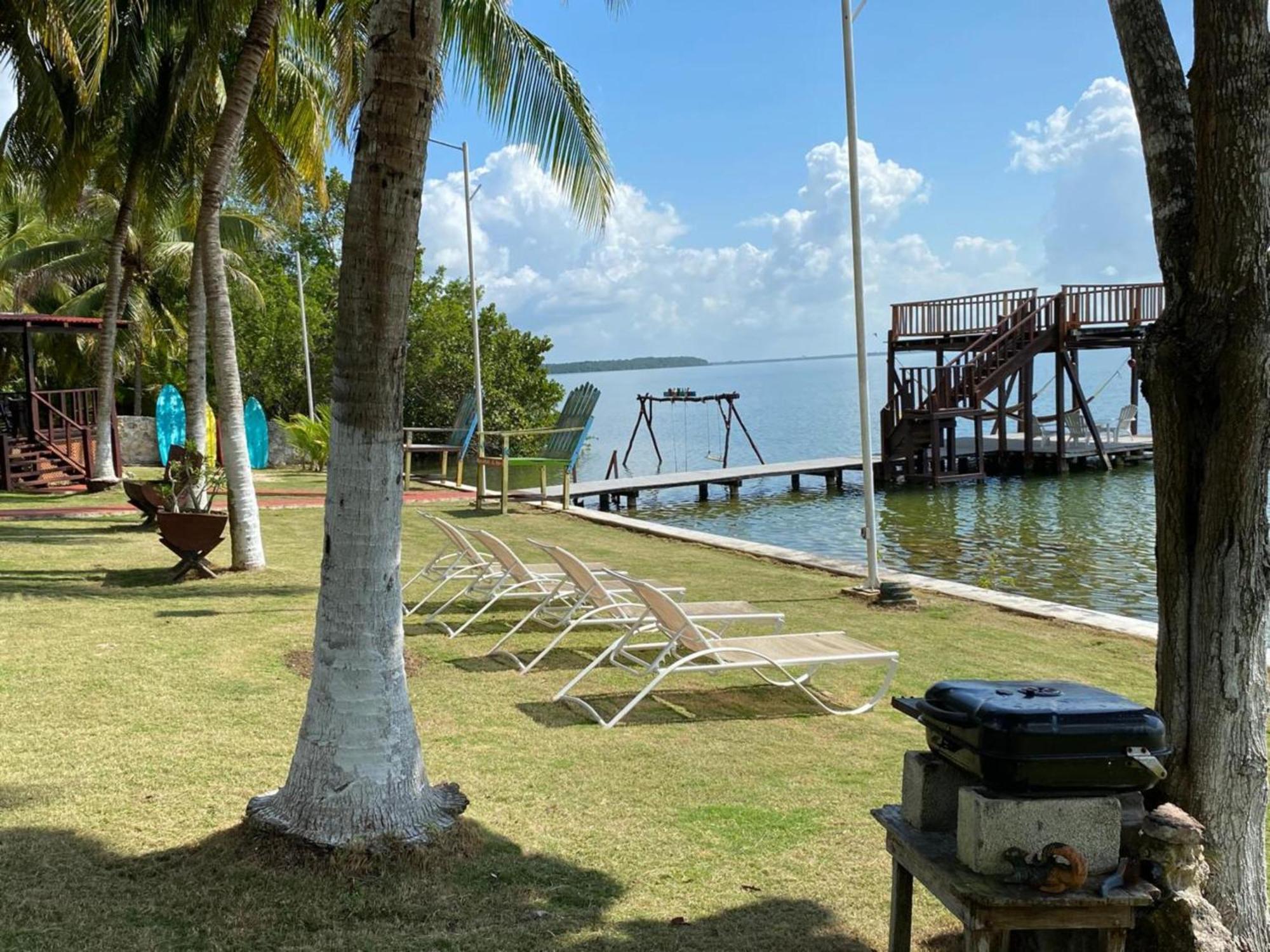 Coras Place Bacalar Lagoon front Exterior foto